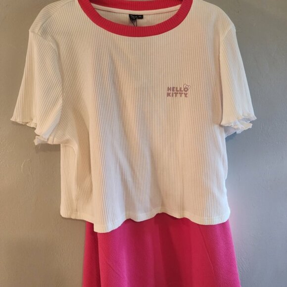 2 Piece Hot Pink And White Hello Kitty Set. - Picture 1 of 3